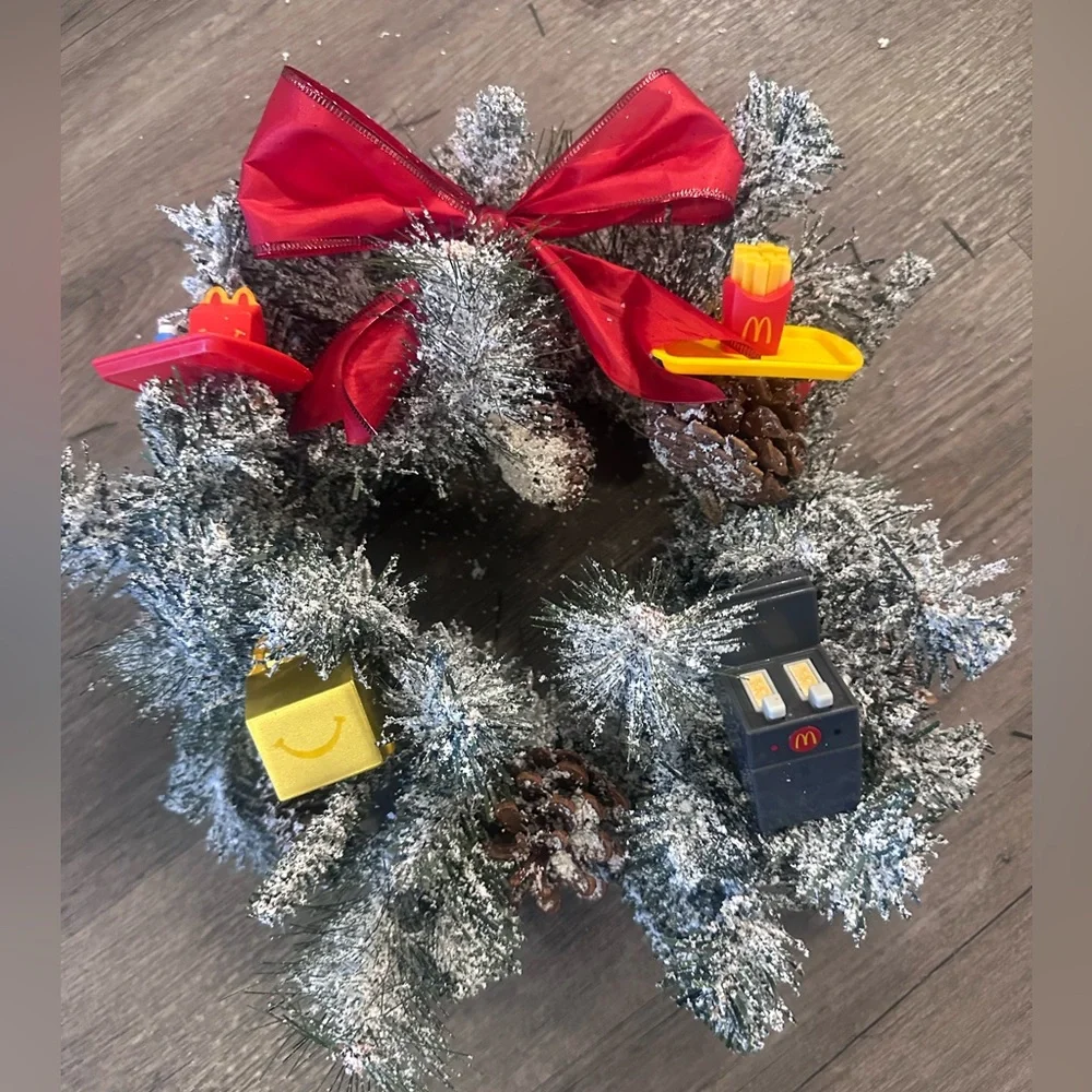 NWT McDonald’s ornaments Inspired 12in Christmas Wreath